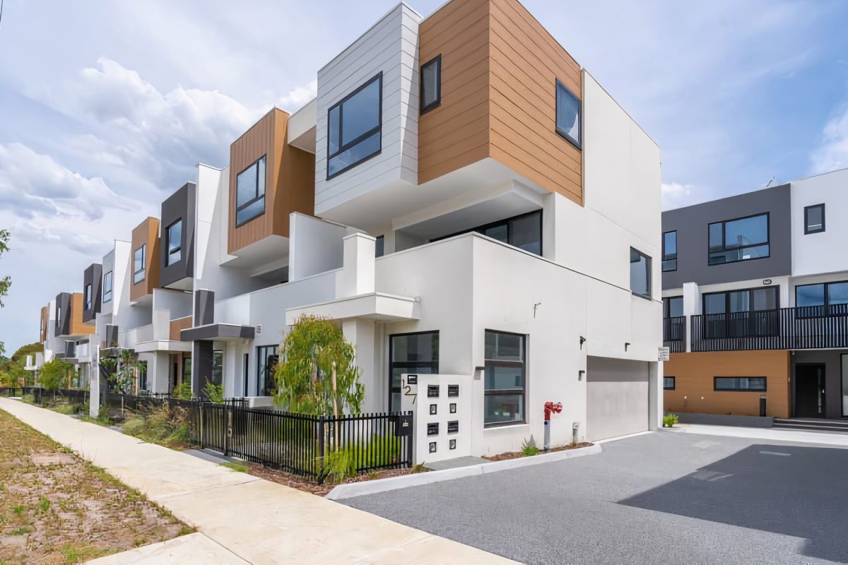 127 Tyner Road, Wantirna South - Petridis Architects, Melbourne Architects